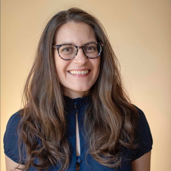 Meet your Posher, Aimee - Picture 2 of 4